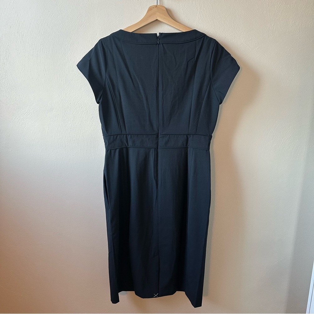 Elegant Navy Blue Lands’end Dress - Picture 3 of 7